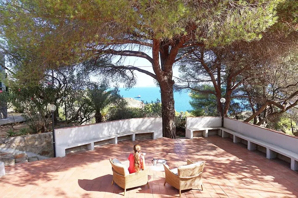 Hotel Arenella Giglio Porto 3*,  Italy