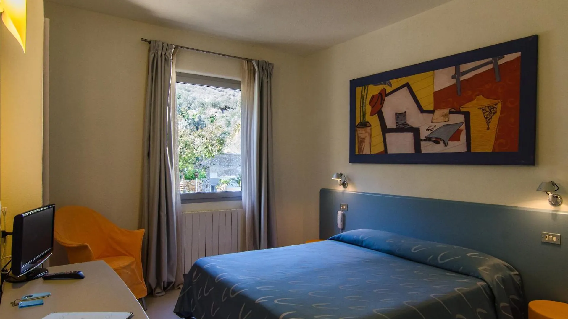 Hotel Arenella Giglio Porto 3*,  Italy